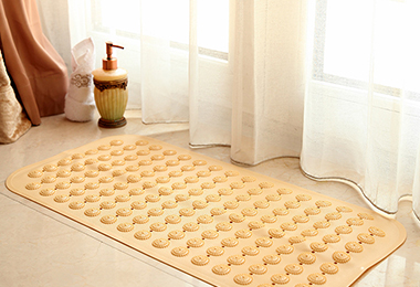 PVC Ellipse Footprint Anti-Slip Bath Mats With Suction Cup